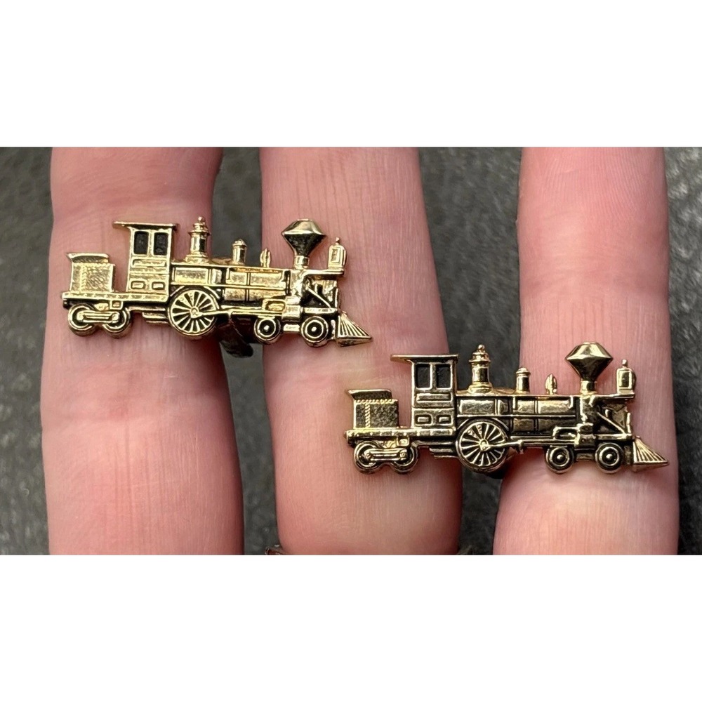 VTG Hickok Steam Locomotive Train Cufflinks Detailed Figural Gold / Brass Tone